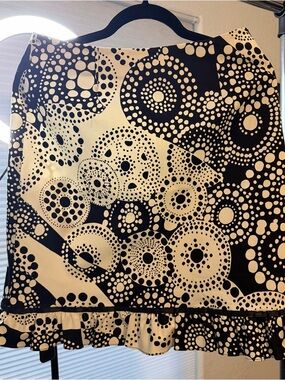 Vintage Women’s black and white A-line skirt